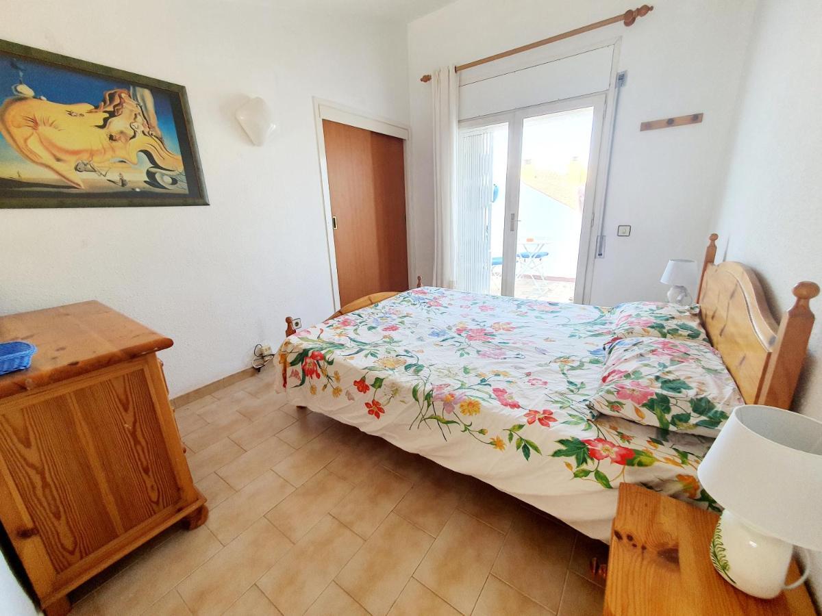 Bonita Casa Con Terraza Y Patio エンプリアブラバ エクステリア 写真